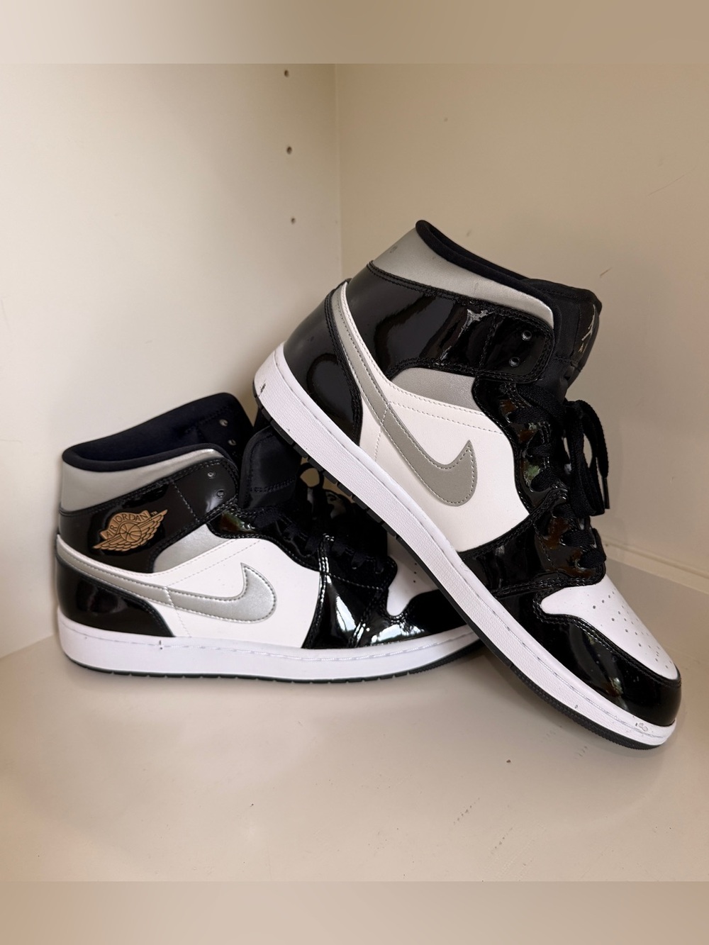 Nike Air Jordan 1 Mid Black White Silver Patent Leather